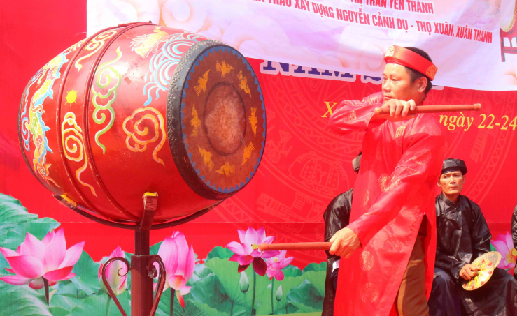 Hội thi đánh trống tế ở Yên Thành