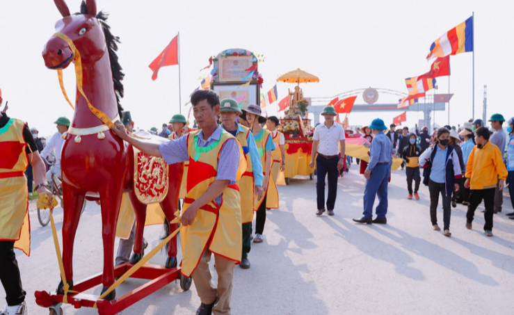 Lễ hội Đền Chùa Rú Gám