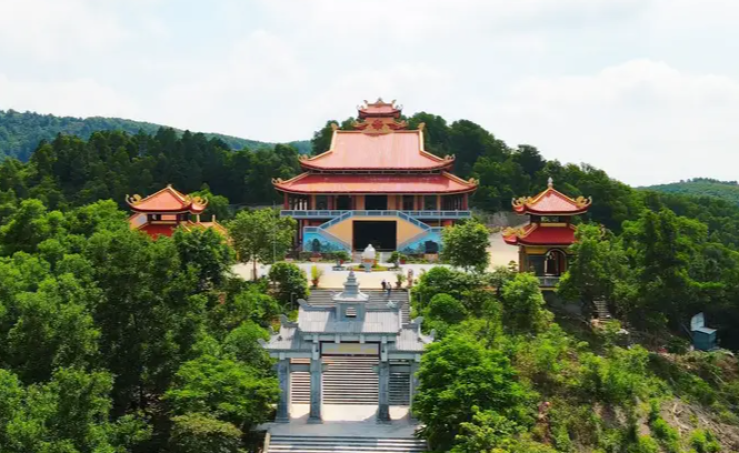 Thiền viện Trúc Lâm Phượng Hoàng